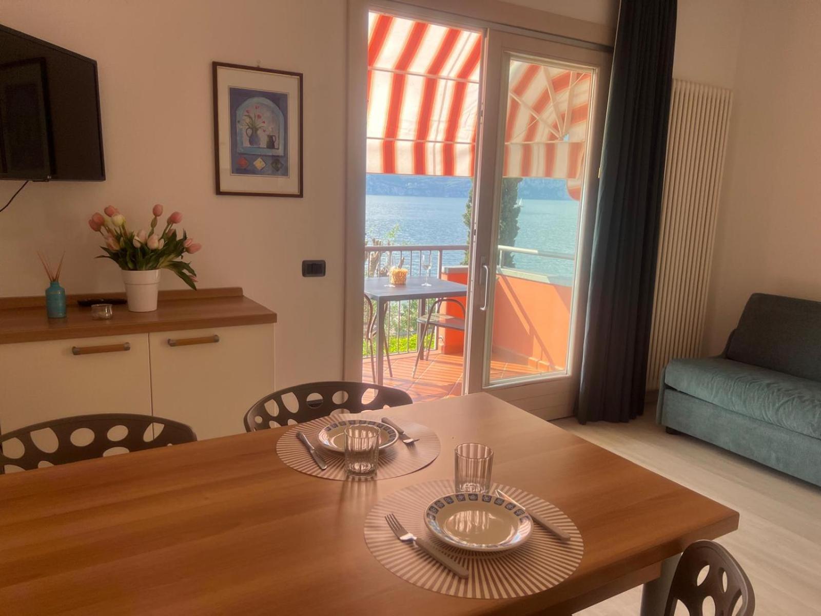 Residence Villa Al Lido Бренцоне сул Гарда Екстериор снимка