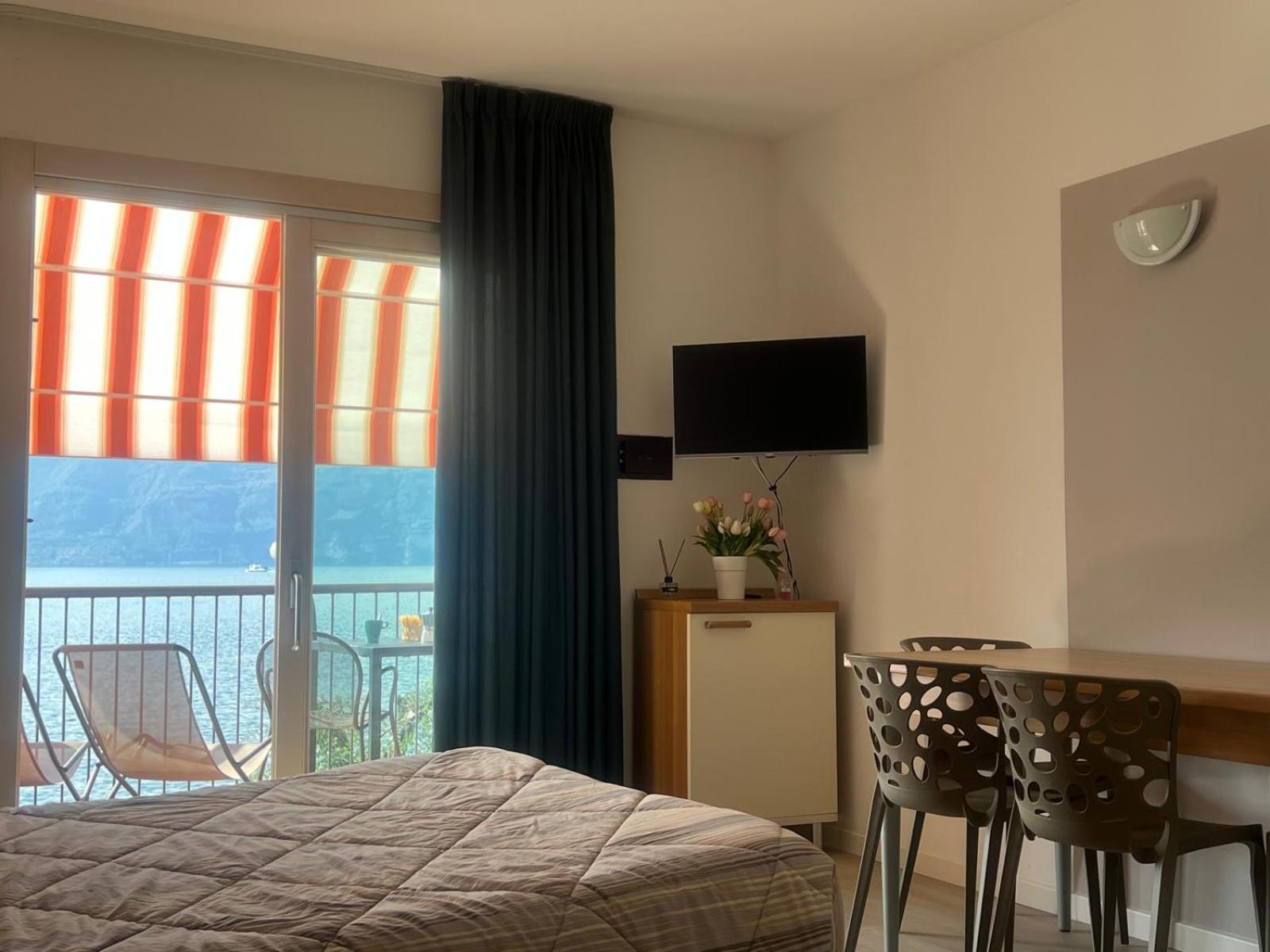 Residence Villa Al Lido Бренцоне сул Гарда Екстериор снимка
